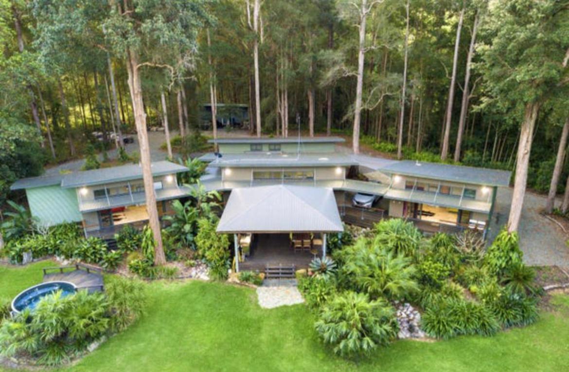Dezen Accomodation Palmview Dış mekan fotoğraf