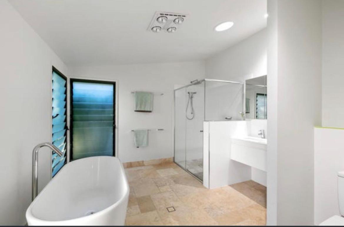 Dezen Accomodation Palmview Dış mekan fotoğraf
