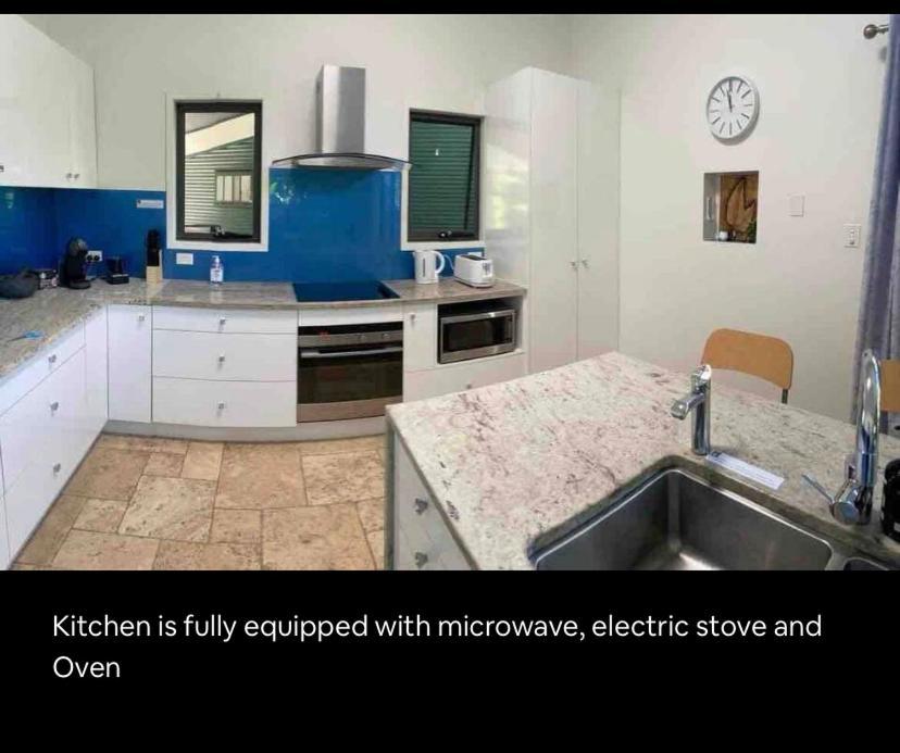 Dezen Accomodation Palmview Dış mekan fotoğraf